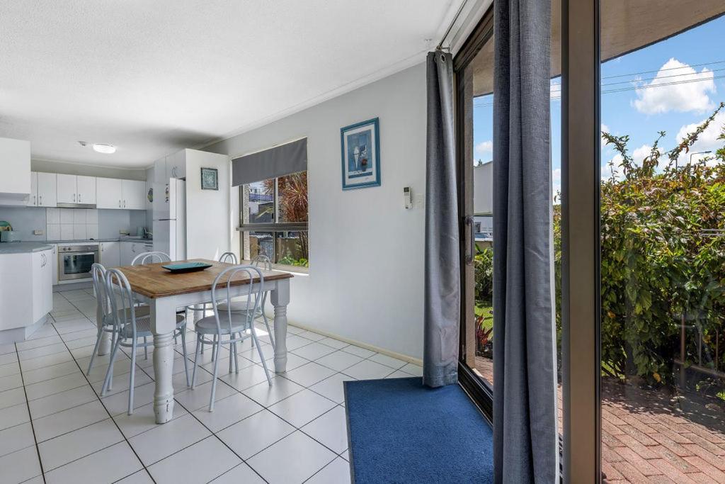 Kalua Holiday Apartments Maroochydore Extérieur photo